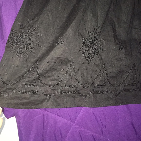 Quarter Sleeve Blouse with detailed cut outs - Picture 3 of 5